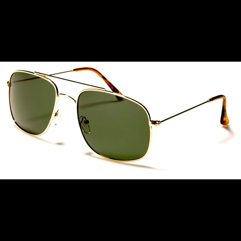 Sunglasses NWT plus microfiber pouch